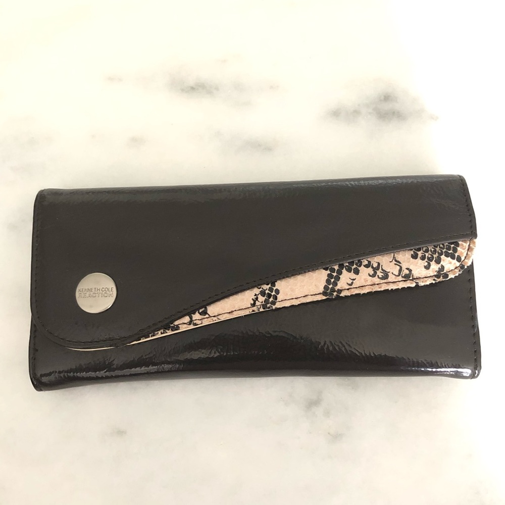 Brand New! Kenneth Cole Reaction Wallet